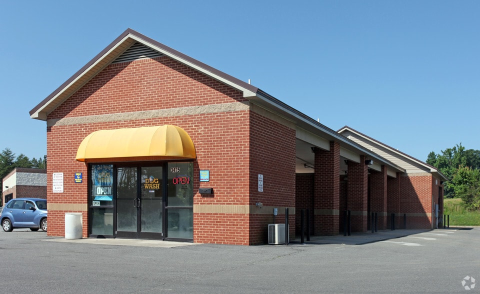 More Photos Of 3425 N Main St, High Point Carwash For Sale