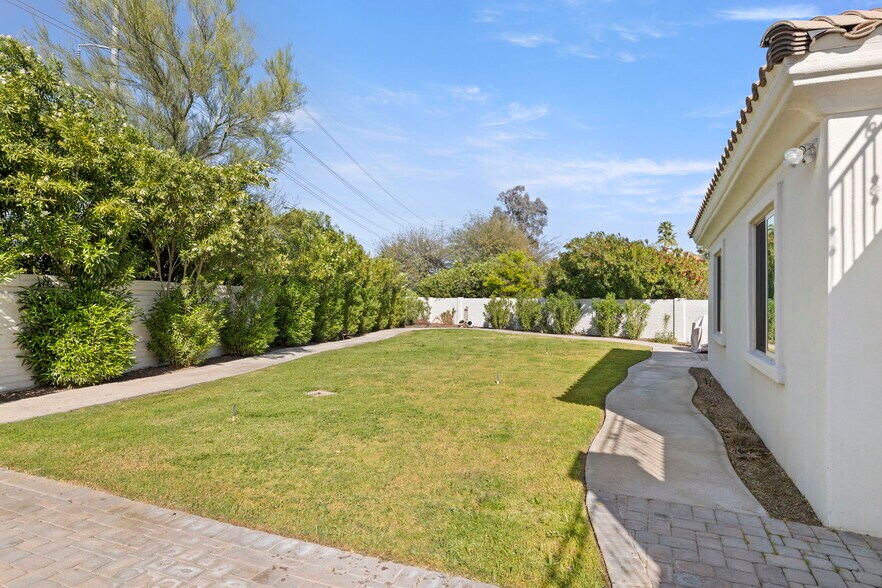 More Photos Of 10448 N 106th Pl, Scottsdale Assisted Living For Sale