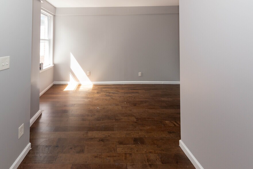 More Photos Of 2432 N Calvert St, Baltimore Apartments For Sale