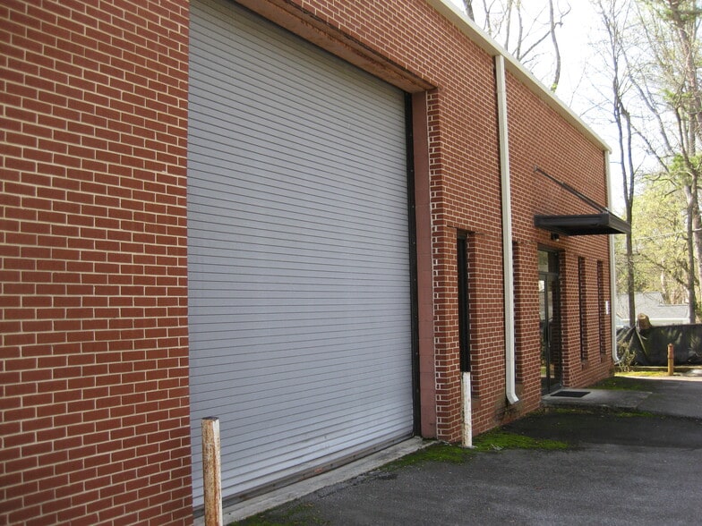 More Photos Of 552 West Atlanta St SE, Marietta Warehouse For Lease