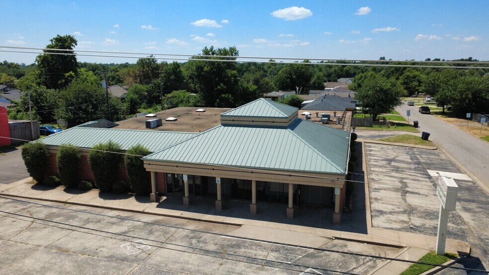 More Photos Of 4901 S Pennsylvania Ave, Oklahoma City Medical For Lease