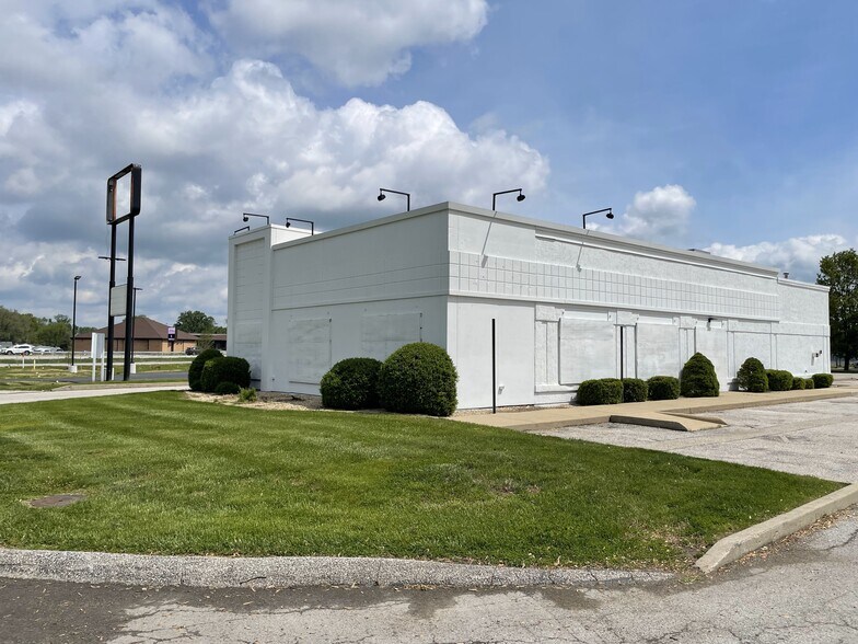 More Photos Of 2235 Burton Ln, Martinsville General Retail For Sale