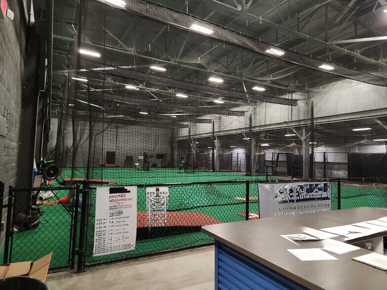 More Photos Of 340 McKinstry Ave, Chicopee Manufacturing For Lease