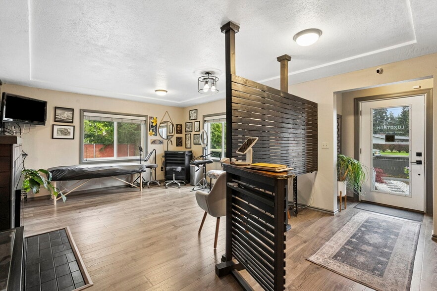 More Photos Of 17641 SE Stark St, Portland Storefront Retail Office For Sale