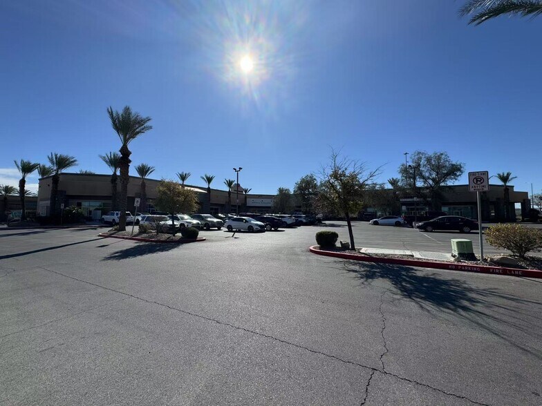 More Photos Of 6635 S Tenaya Way, Las Vegas Unknown For Lease