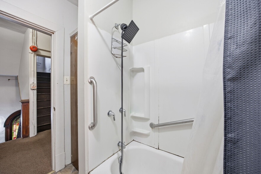 More Photos Of 1712 Termon Ave, Pittsburgh Assisted Living For Sale