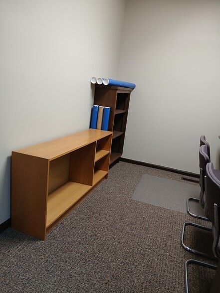 More Photos Of 1001 Eastwind Dr, Westerville Office For Lease