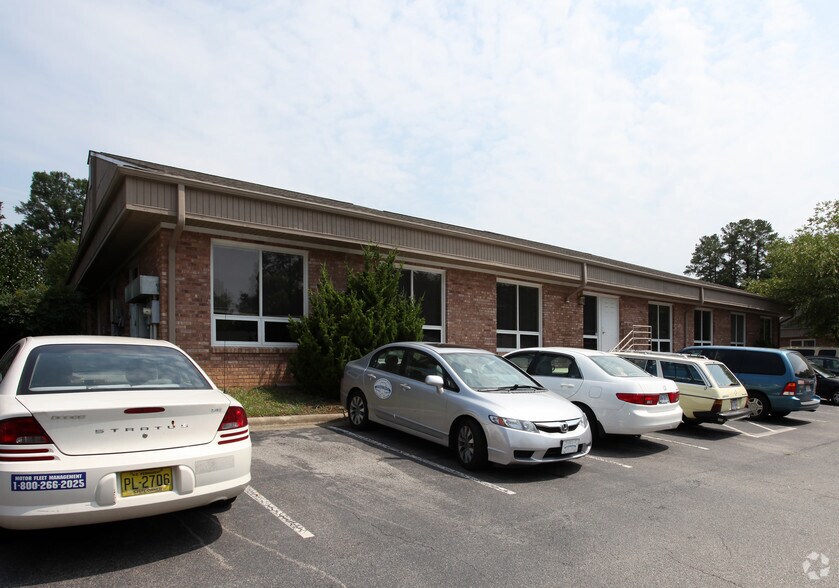 More Photos Of 3711 University Dr, Durham Office For Sale