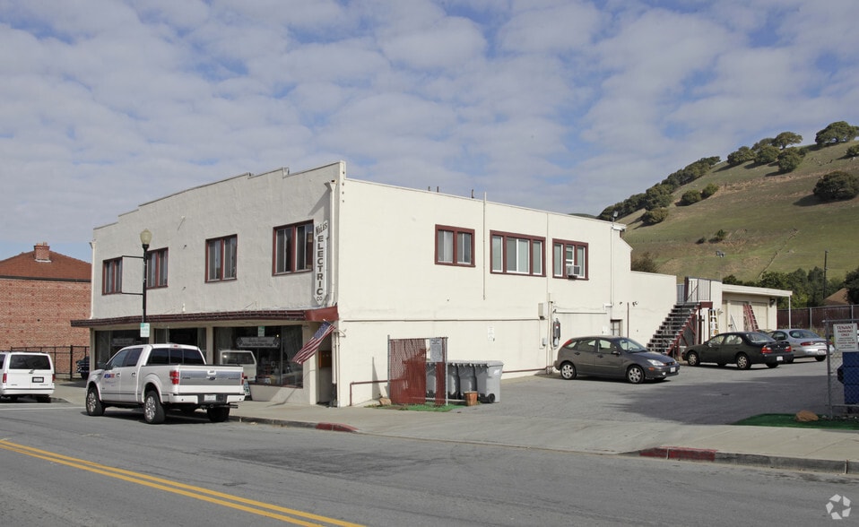 More Photos Of 37312-37316 Niles Blvd, Fremont Storefront Retail Residential For Lease