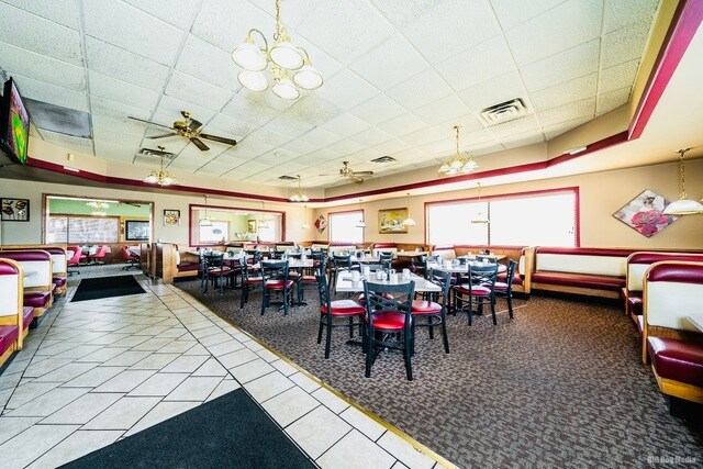 More Photos Of 514 S Governors Hwy, Peotone General Retail For Sale