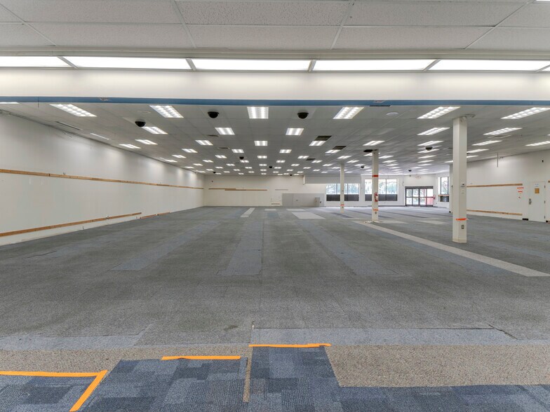 More Photos Of 6980 W Commercial Blvd, Lauderhill Drugstore For Sale