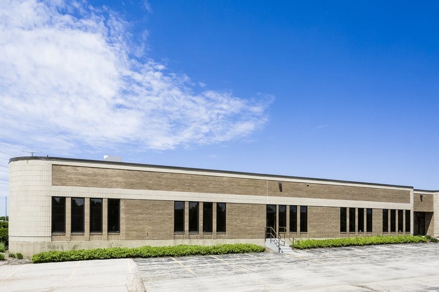 More Photos Of 665-675 Tollgate Rd, Elgin Flex For Sale