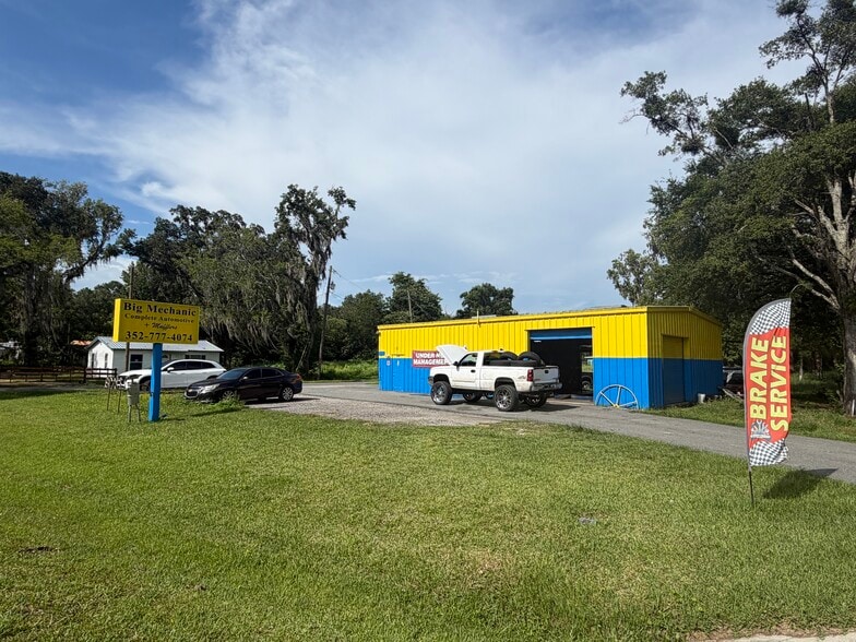 More Photos Of 1325 E Jefferson St, Brooksville Auto Repair For Lease