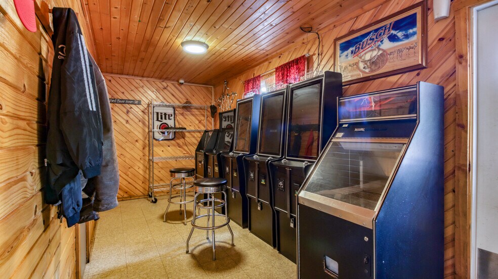 More Photos Of 8114 35th St, Colfax Restaurant For Sale