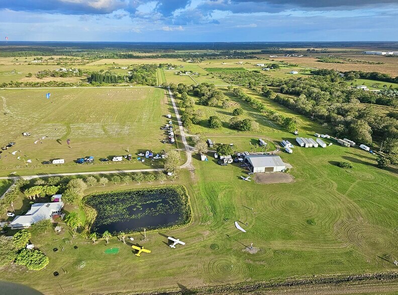 More Photos Of 12245 NE 56th Ave, Okeechobee Airplane Hangar For Sale