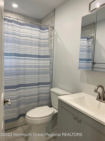 More Photos Of 307 Herbertsville Rd, Brick Storefront Retail Office For Lease