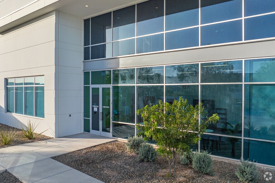 More Photos Of 575 S 143rd Ave, Goodyear Warehouse For Lease