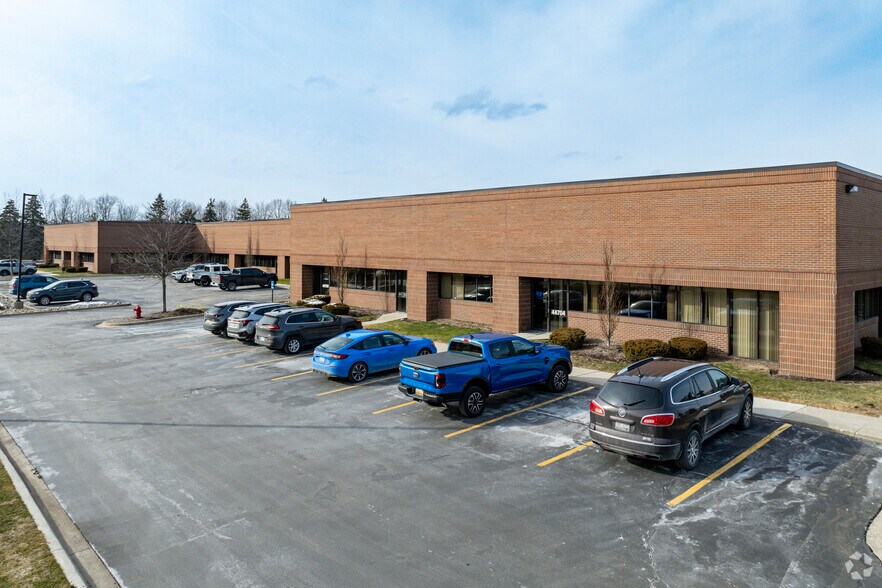 More Photos Of 44696-44808 Helm St, Plymouth Light Distribution For Lease