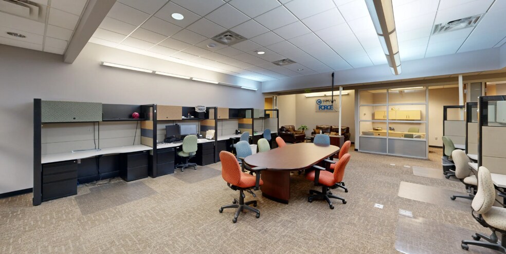 More Photos Of 825 S Kansas Ave, Topeka General Retail For Sale