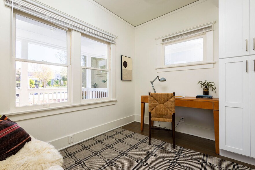 More Photos Of 1053 Hudson ave, Los Angeles Apartments For Sale