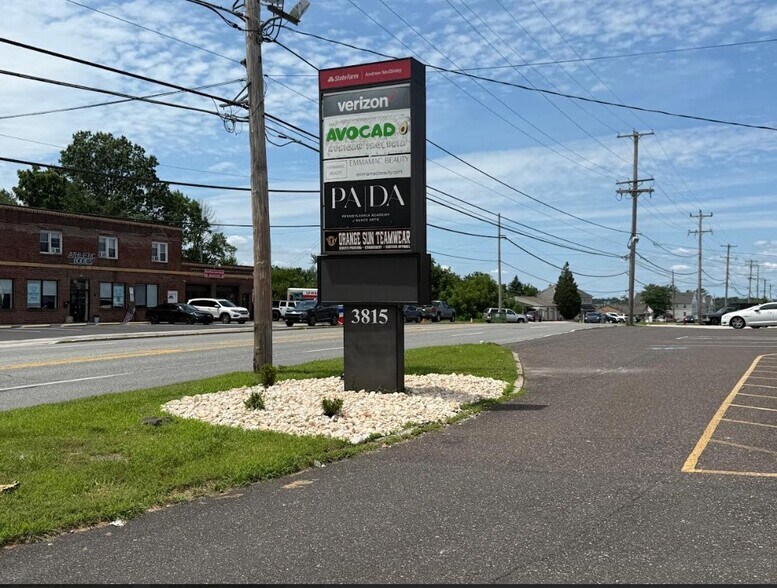 More Photos Of 3815 Ridge Pike, Collegeville General Retail For Sale