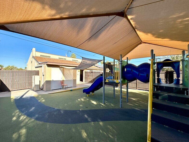 Primary Photo Of 7115 N 55th Ave, Glendale Office For Sale