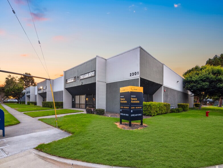 More Photos Of 2361 Industrial Pky W, Hayward Unknown For Lease