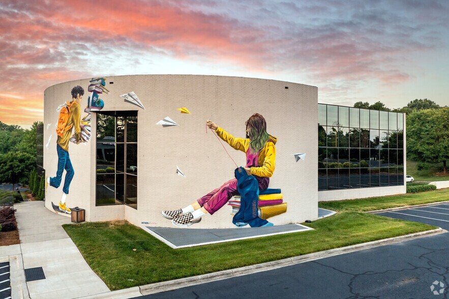 More Photos Of 5550 77 Center Dr, Charlotte Office For Lease