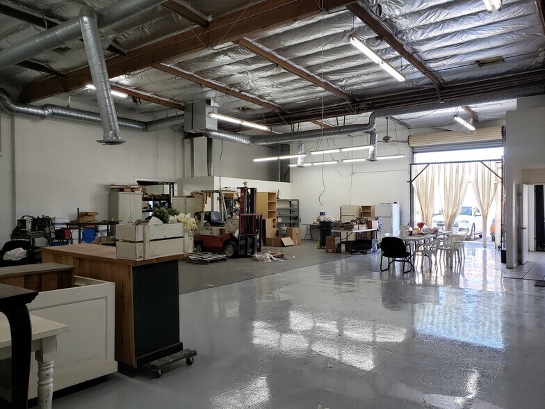 More Photos Of 12455 Branford St, Pacoima Warehouse For Sale