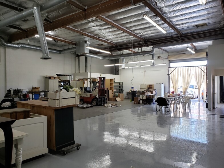 More Photos Of 12455 Branford St, Pacoima Warehouse For Sale