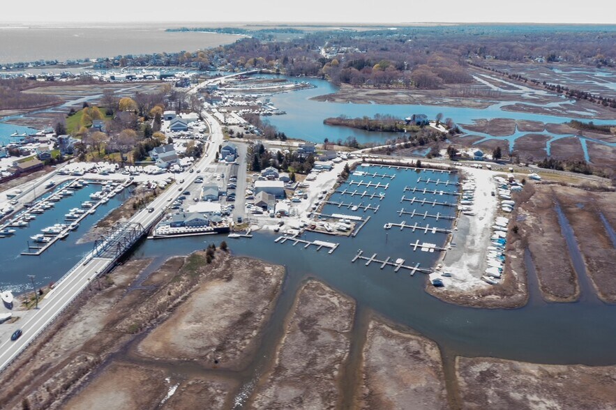 More Photos Of 54 Old Boston Post Rd, Westbrook Marina For Sale
