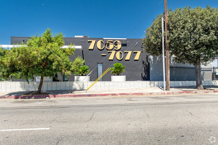 More Photos Of 7059-7077 1/2 Vineland Ave, North Hollywood Unknown For Lease