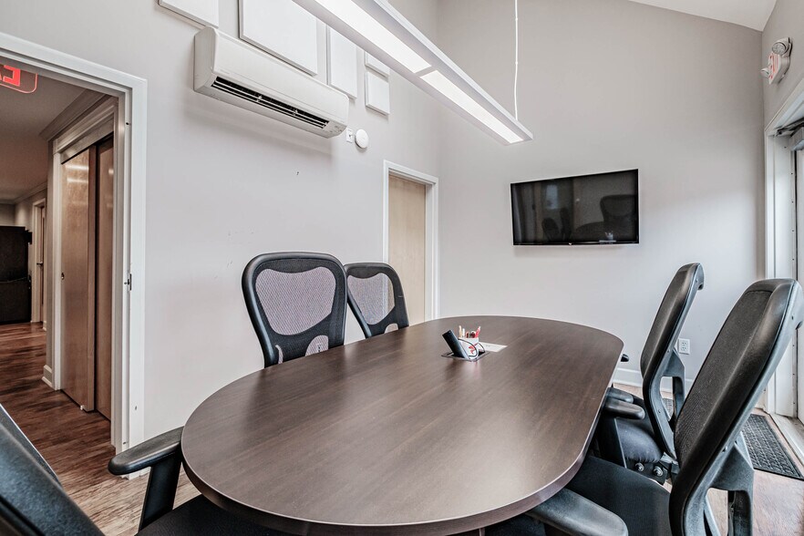 More Photos Of 352 Warren Ave, Portland Office Residential For Sale