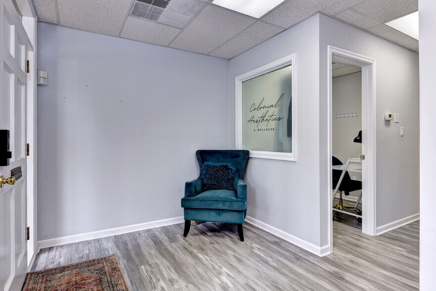 More Photos Of 1313 Jamestown Rd, Williamsburg Office For Sale