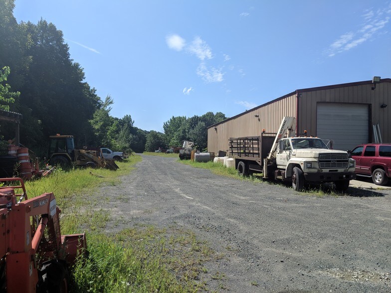 More Photos Of 630 7th Ave, Troy Warehouse For Sale