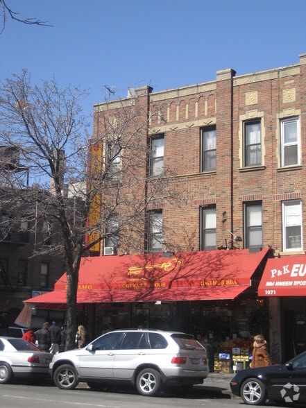Primary Photo Of 1067 Brighton Beach Ave, Brooklyn Storefront Retail Residential For Sale