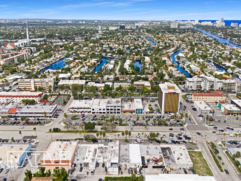 More Photos Of 2920-2940 E Commercial Blvd, Fort Lauderdale Storefront Retail Office For Lease