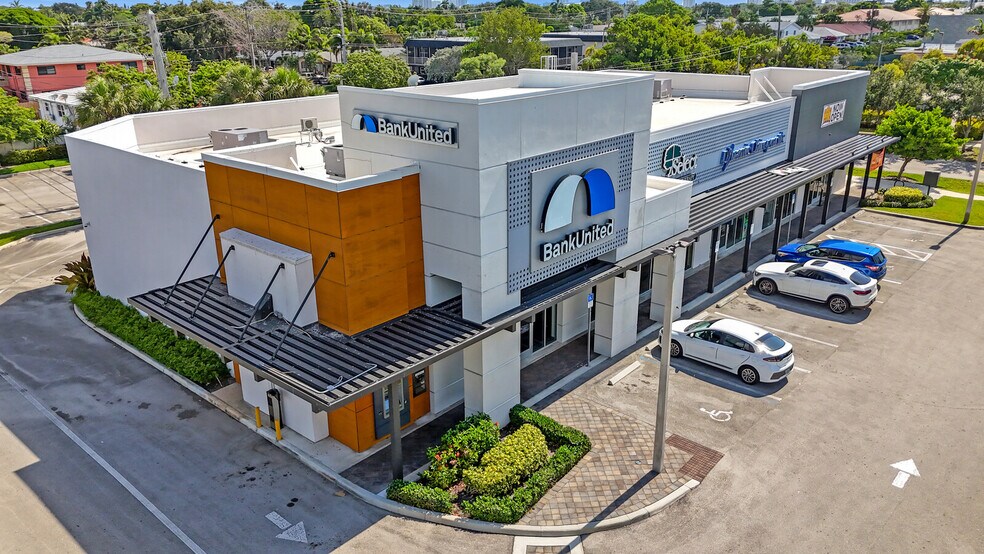 More Photos Of 1815-1823 E Commercial Blvd, Fort Lauderdale Storefront For Sale