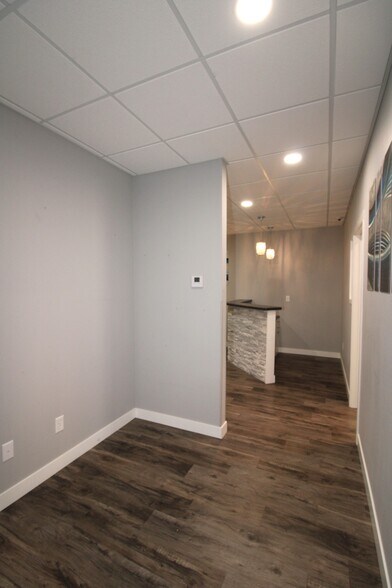 More Photos Of 116 1st St SW, Minot Medical For Lease