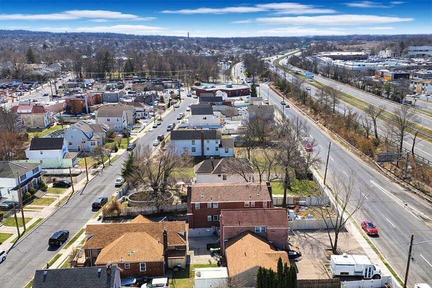 More Photos Of , Staten Island Multifamily For Sale