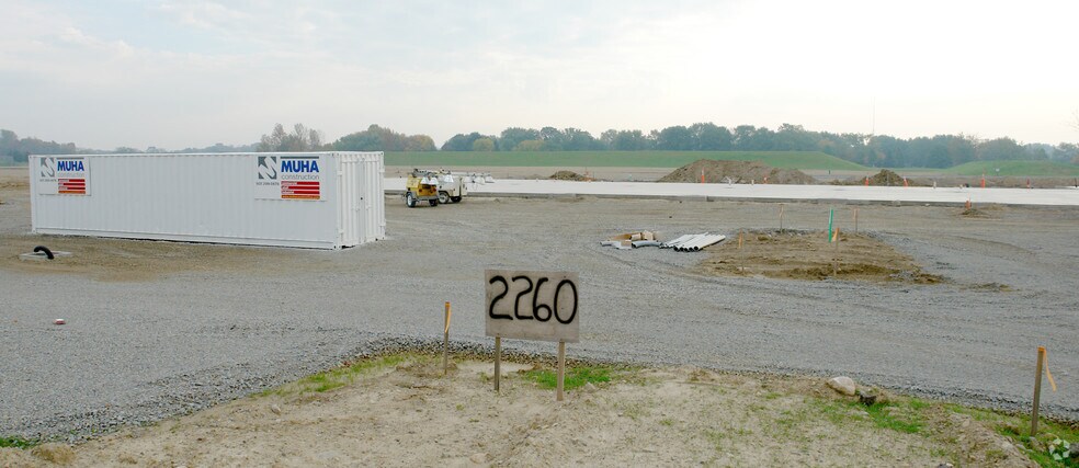 More Photos Of 2260 N Fairfield Rd, Dayton General Retail For Lease