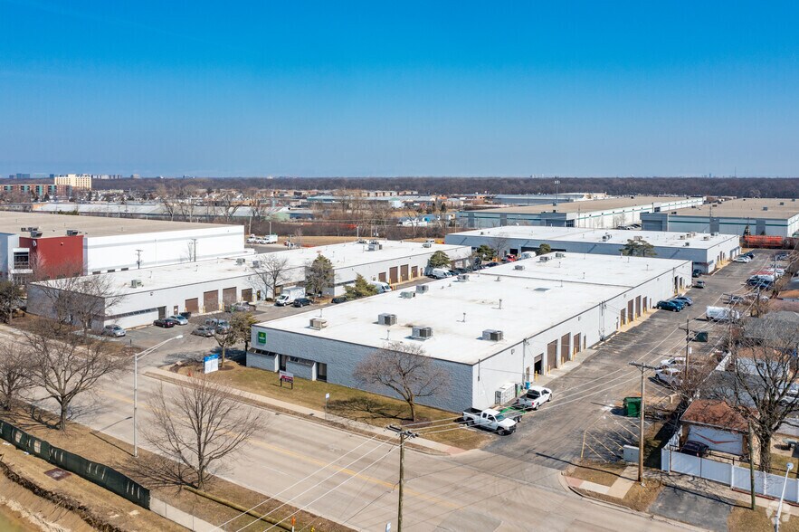 More Photos Of 3721-3733 25th Ave, Schiller Park Warehouse For Lease