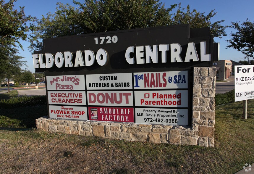 More Photos Of 1720 Eldorado Pky, McKinney Freestanding For Sale