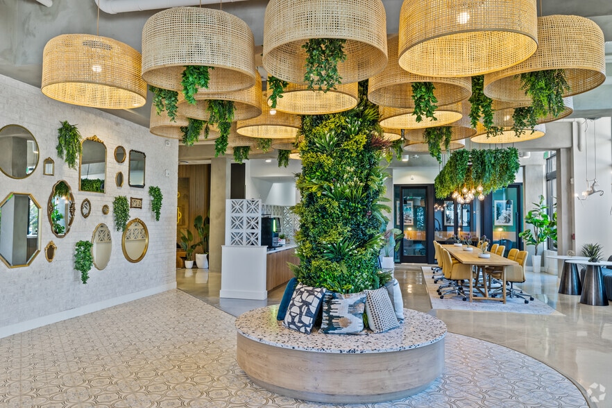 More Photos Of 2585 Spruce Ave, West Palm Beach Apartments For Lease