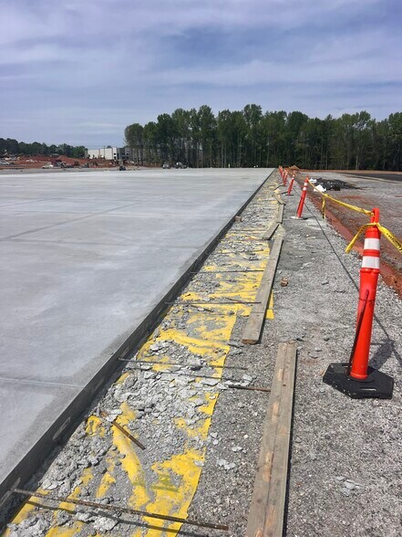 More Photos Of 1602 Antioch Church Rd, Greenville Distribution For Lease