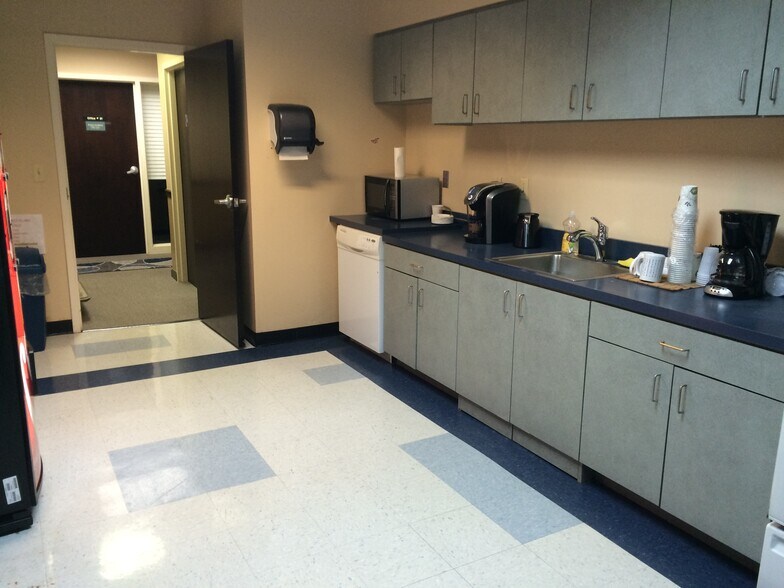 More Photos Of 707 Alexander Rd, Princeton Coworking Space