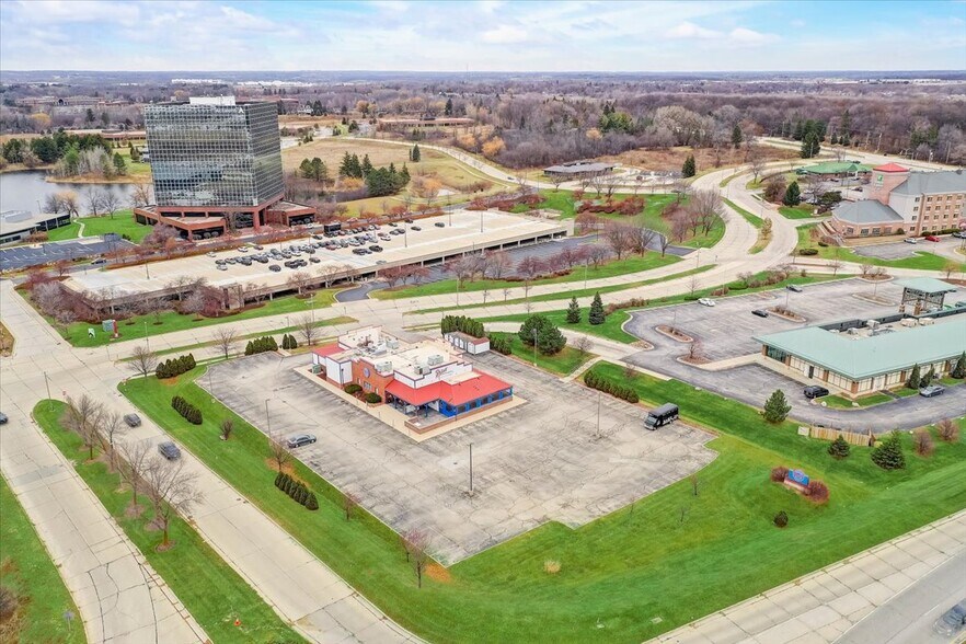 More Photos Of 10950 W Good Hope Rd, Milwaukee Restaurant For Sale