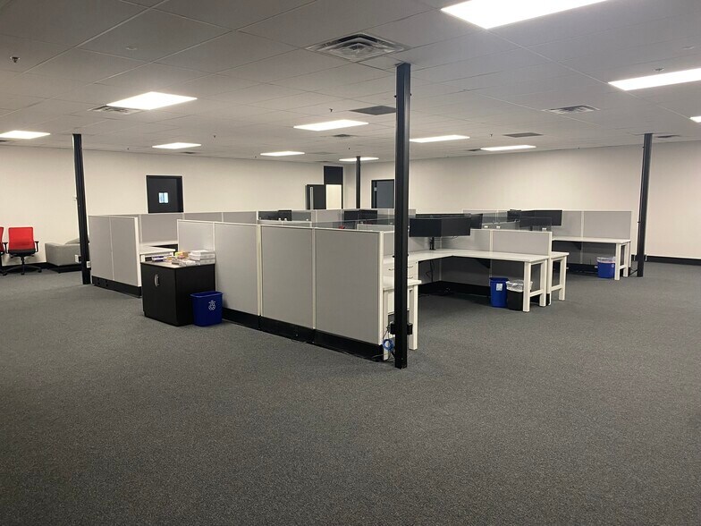 More Photos Of 223 NE Loop 820, Hurst Medical For Sale