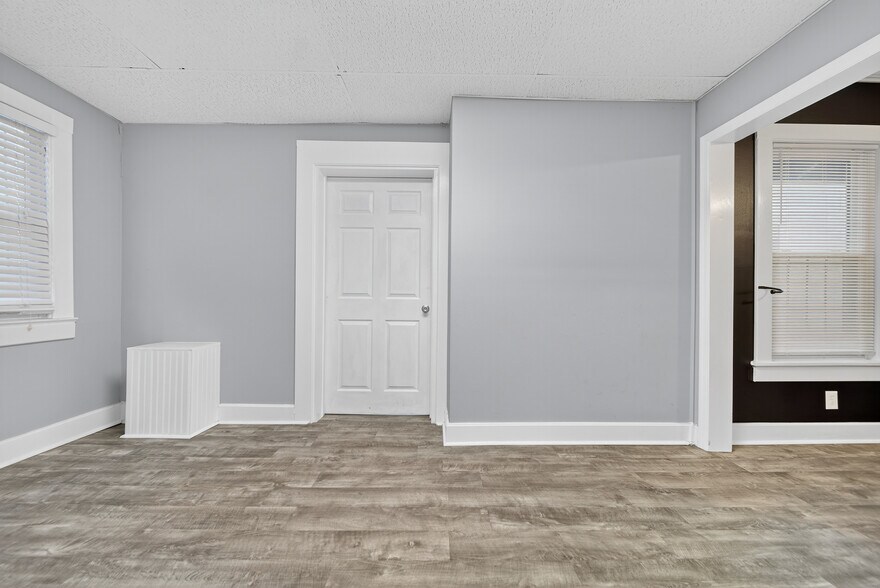 More Photos Of 2819 Gallatin Pike, Nashville Freestanding For Lease