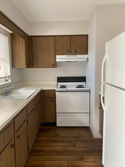 More Photos Of 3025 54th St S, Gulfport Apartments For Sale